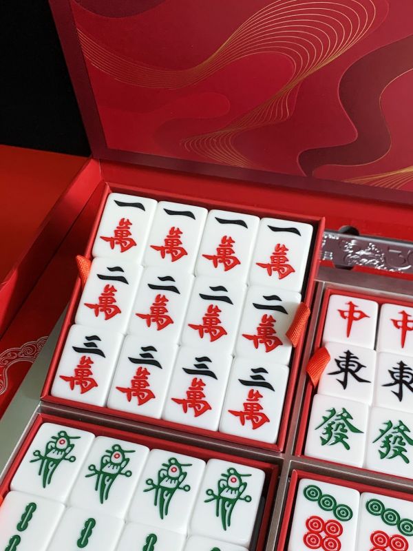 Success Story How a Kuala Lumpur Restaurant Group Used Mahjong Gift Boxes to Boost Client Loyalty