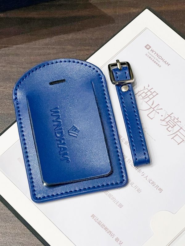  How a Singapore Tech Firm Used Card Holder Sets as Staff Gifts & Client Souvenirs