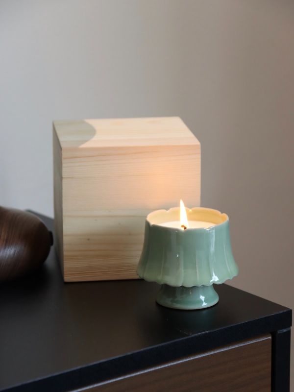  Custom Ceramic Aroma Candle Gift Box as VIP Welcome Gift for Wellness Retreat in Singapore, Malaysia & Thailand
