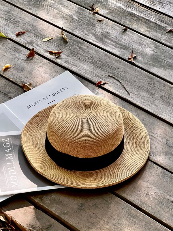  Handwoven Straw Hat as Premium Corporate Gift in Singapore & Malaysia