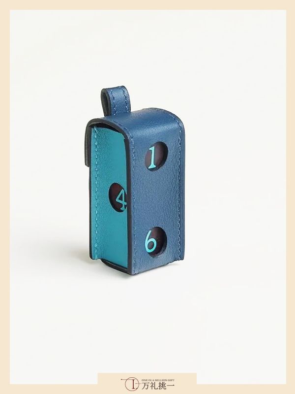 Success Case: Custom Dice Sets for Private Bank's Client Gala in Singapore